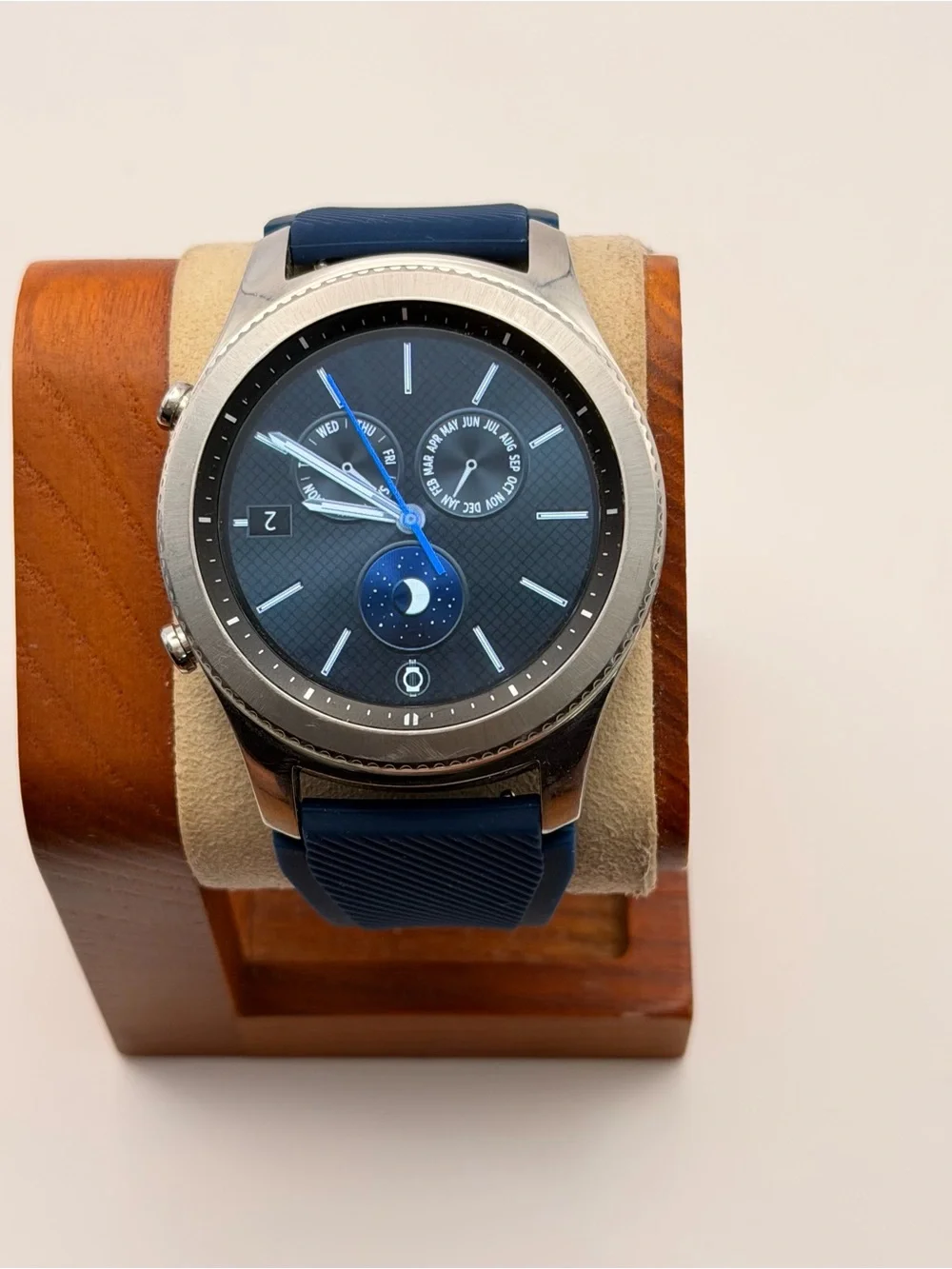 Samsung Galaxy Gear S3 Classic, 46mm, New Band, Charger Included, Tested
